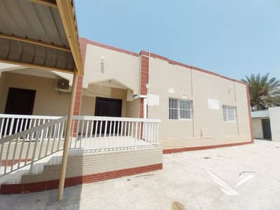 Ready to move/ with split ac Majlis hall 4 BHK villa Al khaldiya just 75k