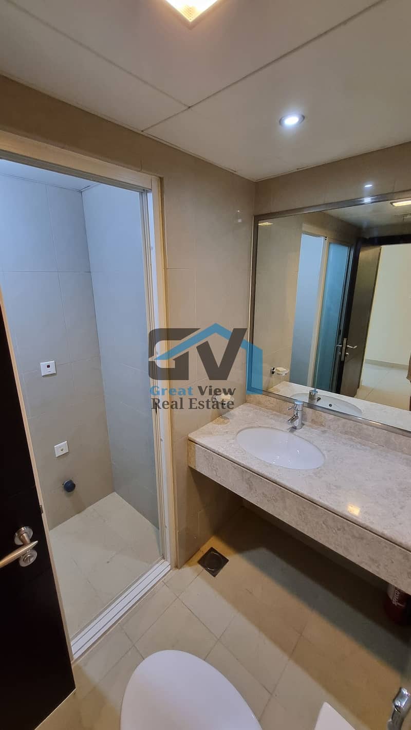 16 17 - Guest Bathroom 2. jpg