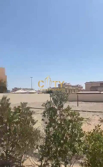 位于阿尔巴蒂恩 的住宅地块 5500000 AED - 9776861