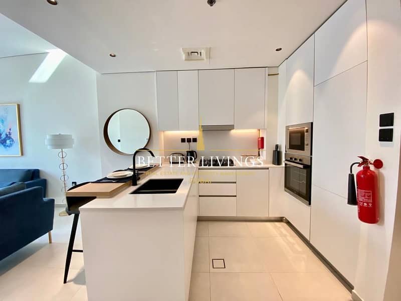 Pool View | Fully Furnished | Premium Quality | All Bills Paid | Book Now! - Image 8