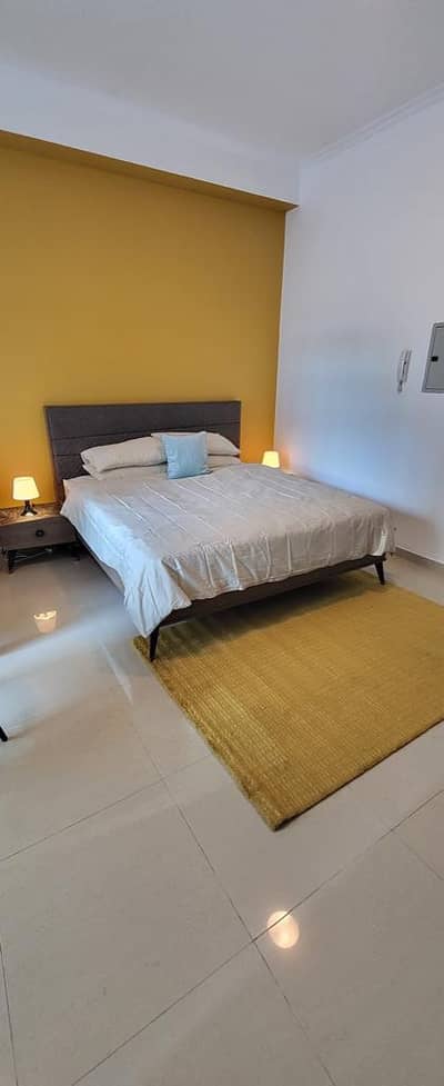 VACANT | SPACIOUS LAYOUT | NEAR METRO