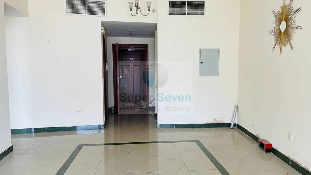 4 082bfd00-6392-4701-8adf-475af1feee16. jpg