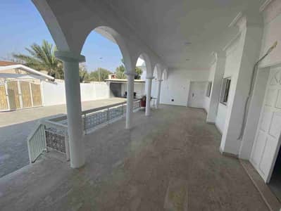 A large ground floor villa for rent in Ajman, Mushairef area