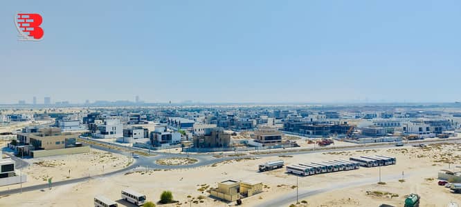 Brand New | Closed Kitchen | Community View