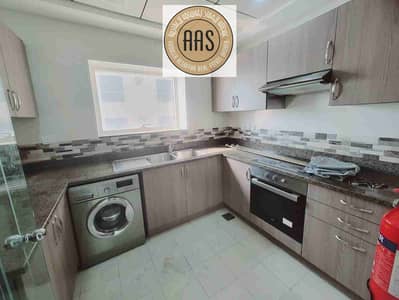 Nice Finishing Spacious 1bhk with kitchen appliances