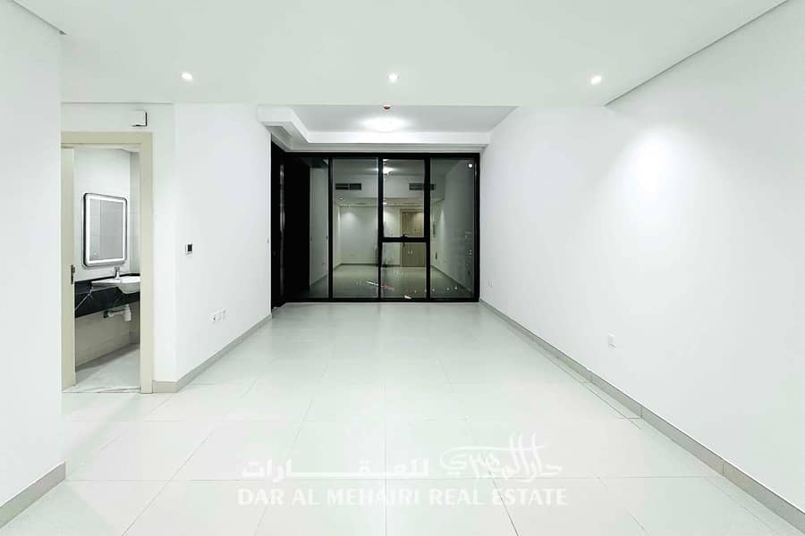 Al Jaddaf near metro 1Br flat available