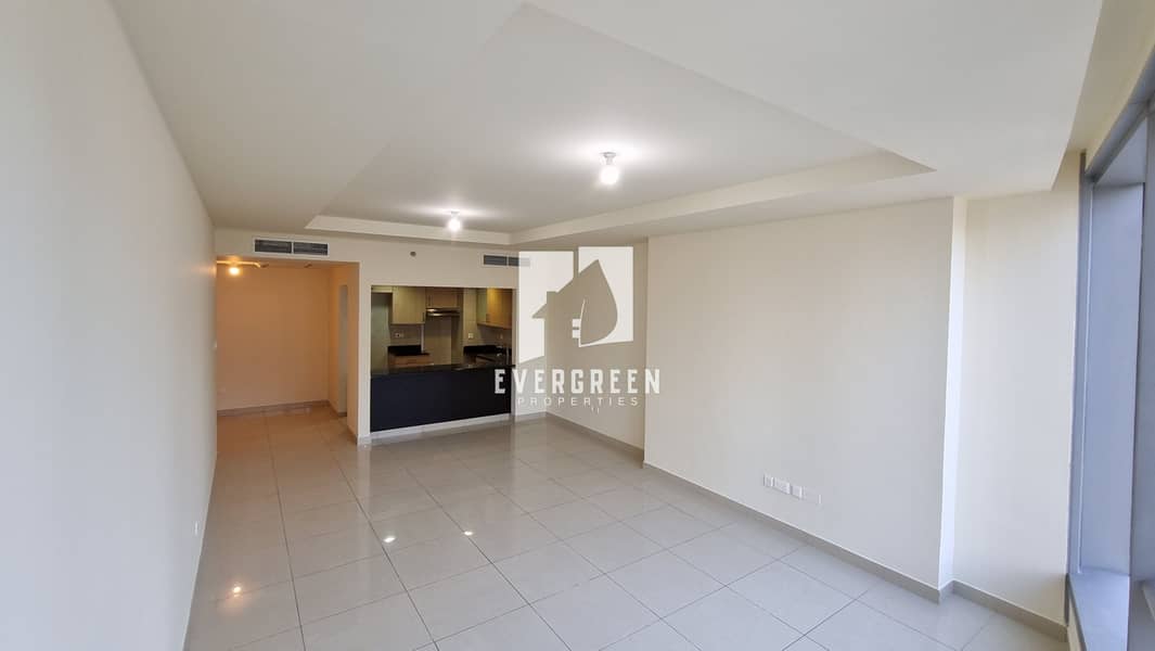 10 06 - Lliving Room 4. jpg
