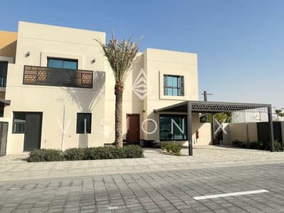 5 Bedroom Townhouse for Sale in Al Rahmaniya, Sharjah - f67c8ed3-d79c-4a2e-8675-0df875fabc6c. jpg