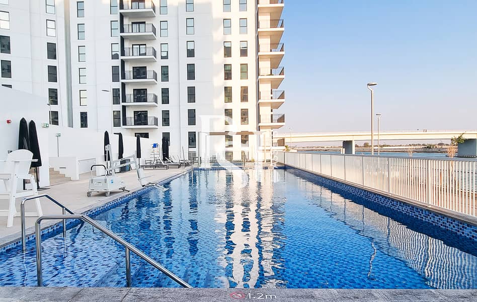 6 yas-water-edge-abu-dhabi-community-images-pool. jpg