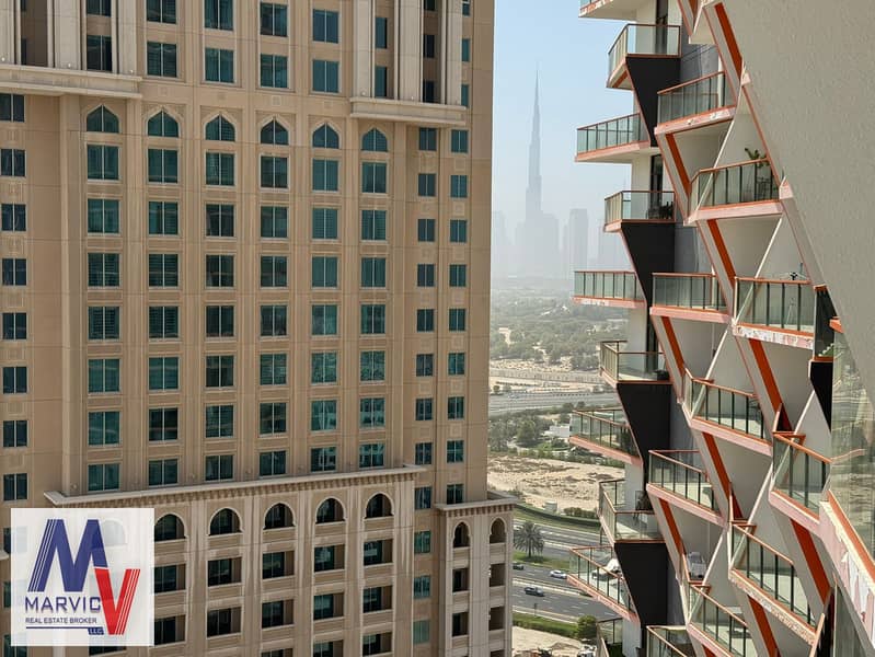 Full Creek View/Vacant/High Floor - Image 16