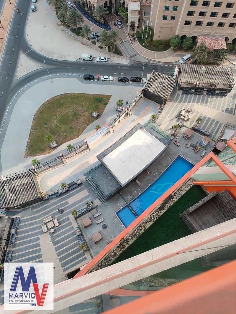 Full Creek View/Vacant/High Floor - Image 14