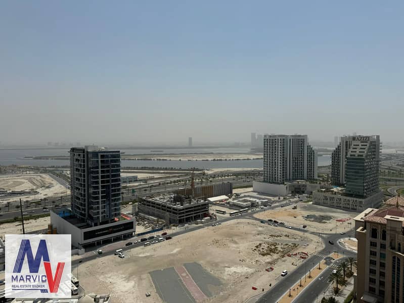 Full Creek View/Vacant/High Floor - Image 12