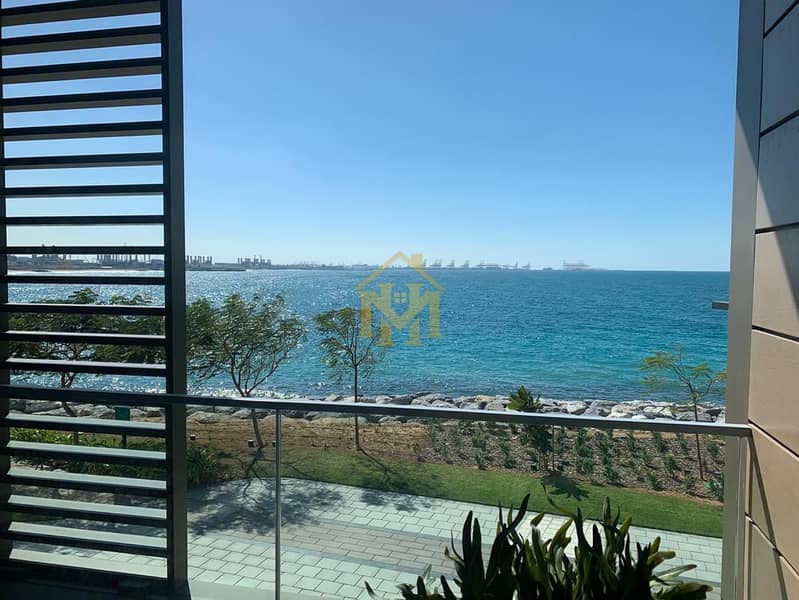 6 sea view