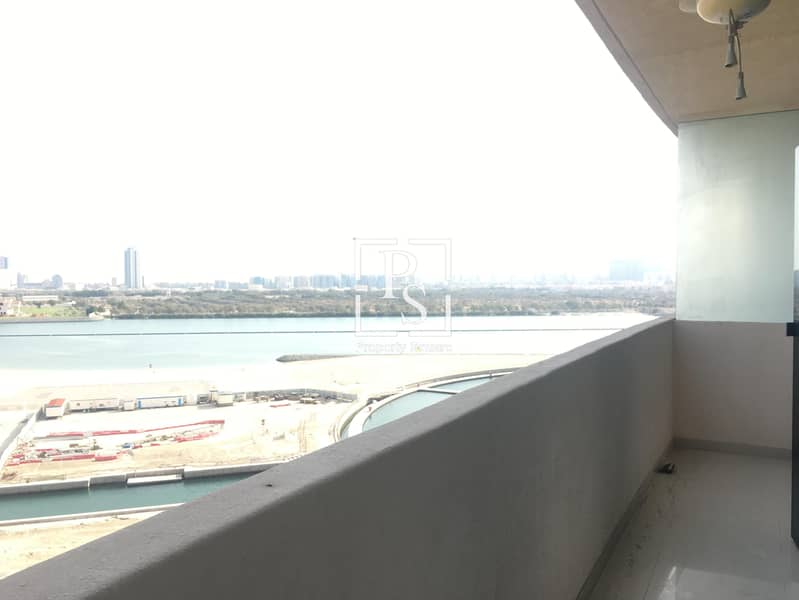 3 Perfect Sea View I 1BR Apt with Balcony.