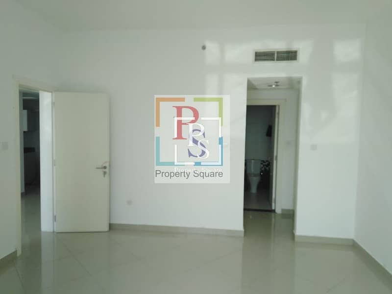 6 Largest 1 BR Apt Big Balcony Sea View  Facing