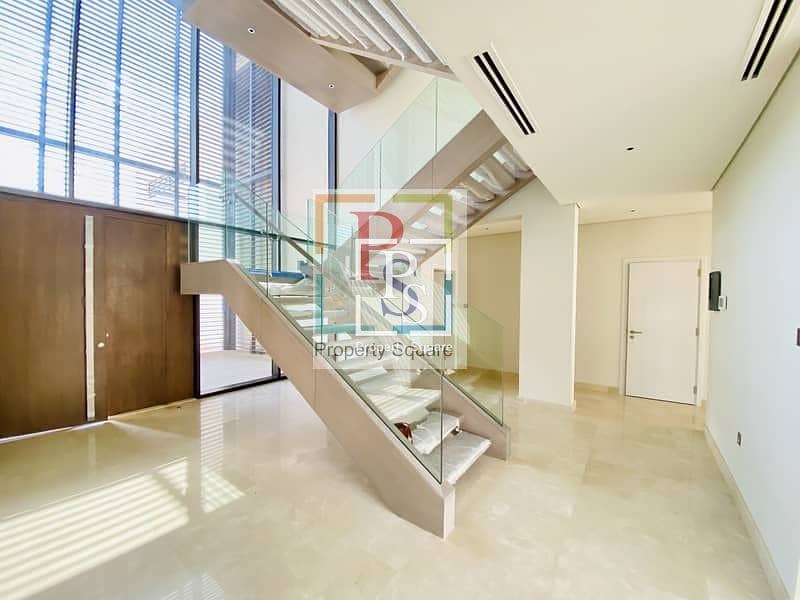 10 Brand New Vacant 4 BR at Prime Location