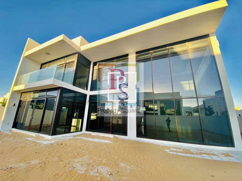 11 Brand New Vacant 4 BR at Prime Location