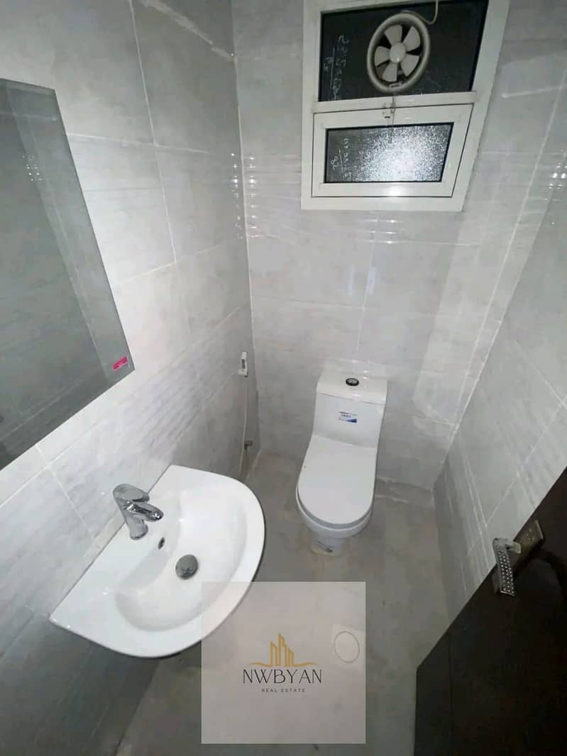 2 8aa71390-b510-497c-9aba-64118b498e99. jpg