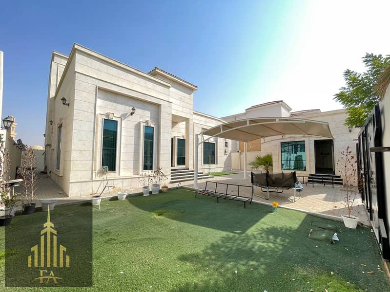 فیلا في الحليو 4 غرف 70000 درهم - 5421947