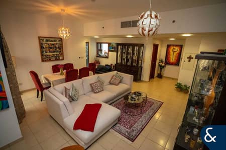 3 Bedrooms | 1936 sqft  | Mid Floor