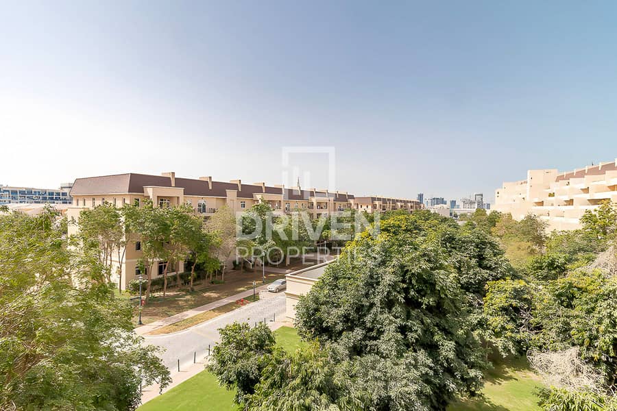 Garden View and Bright Apt | Serene Location - Image 7