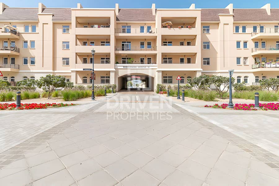 Garden View and Bright Apt | Serene Location - Image 15