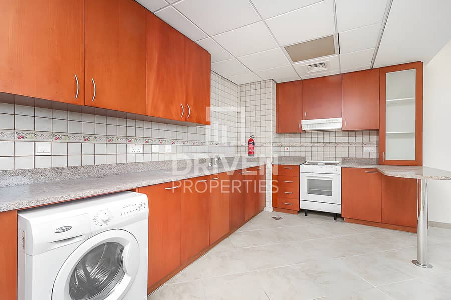 Garden View and Bright Apt | Serene Location - Image 10