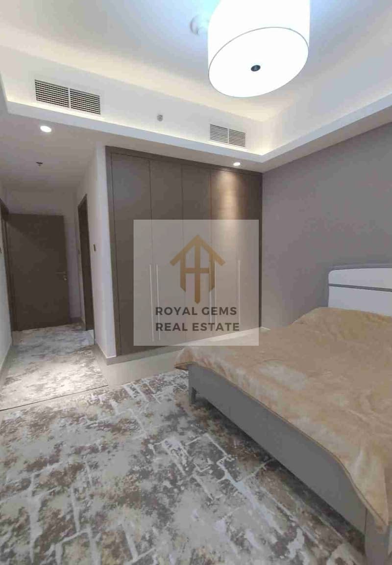 Room and lounge apartment for annual rent in Galva Towers, with Balcon