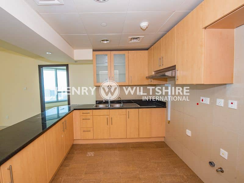 3 Sun Tower - 3BR01 Apt - Photo 02. jpg
