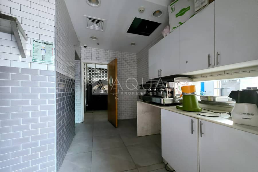 Space for Cafe and Restaurant Corner