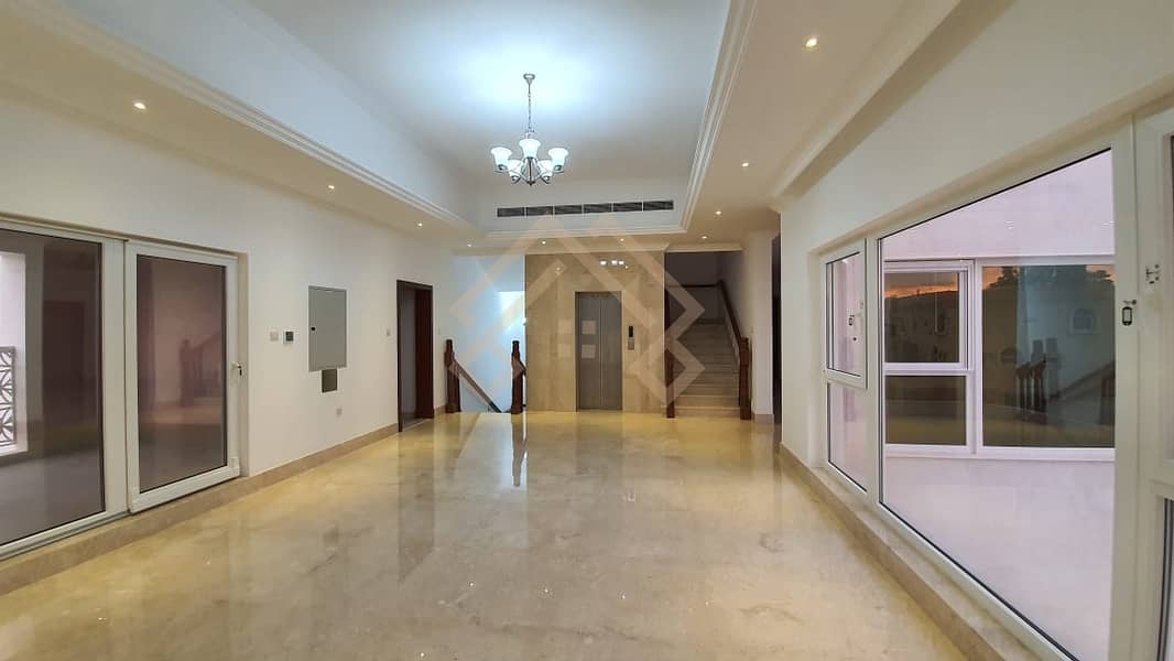 10 Elegant with High Quality Finish | 7 Bedroom Villa For Rent