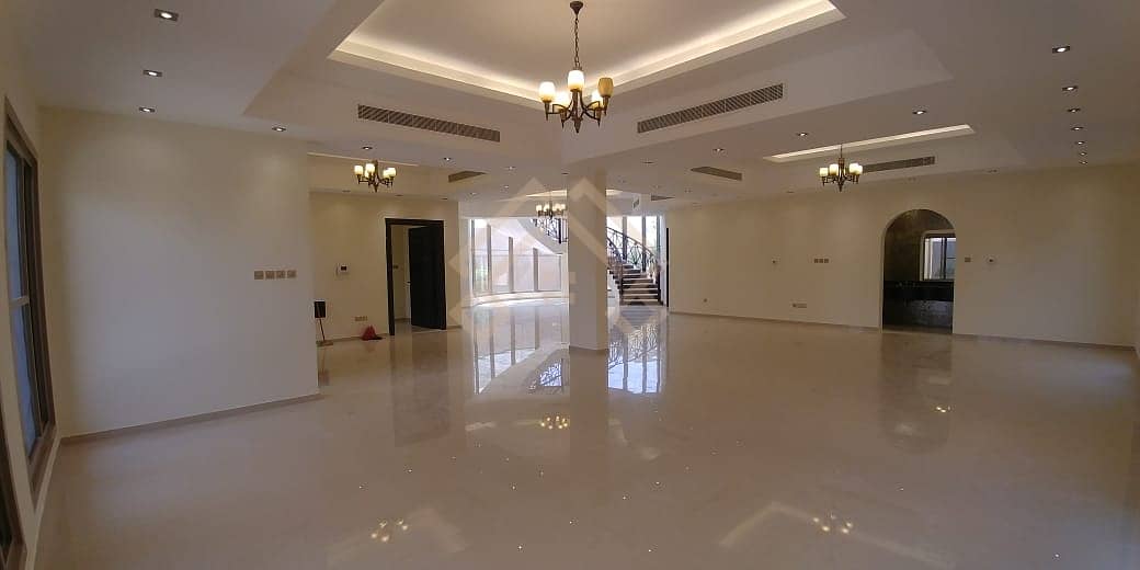 4 Luxury Modern 5BR Villa with elevator.