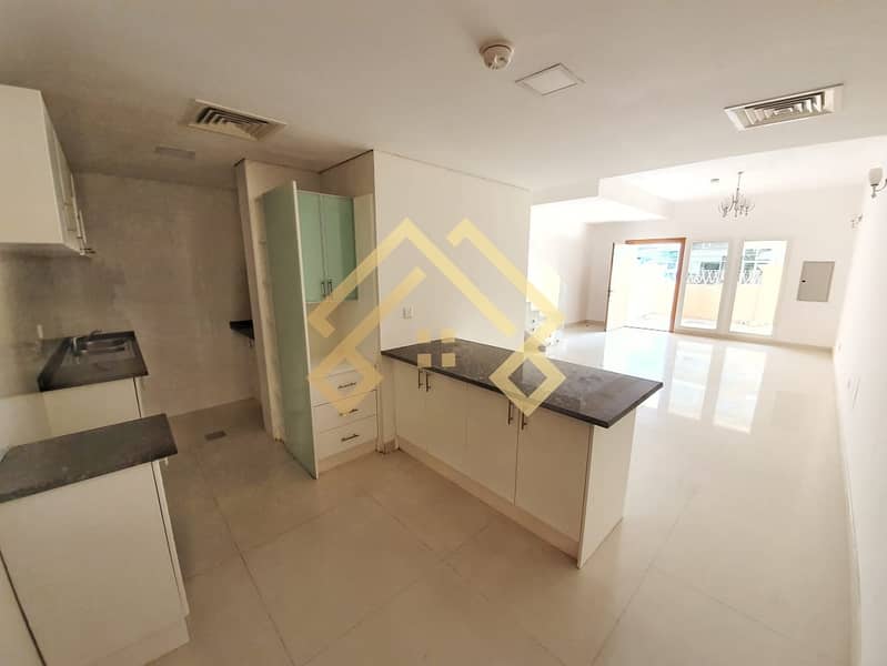 3 Best price - 4BR Maid/Pool Gym. .