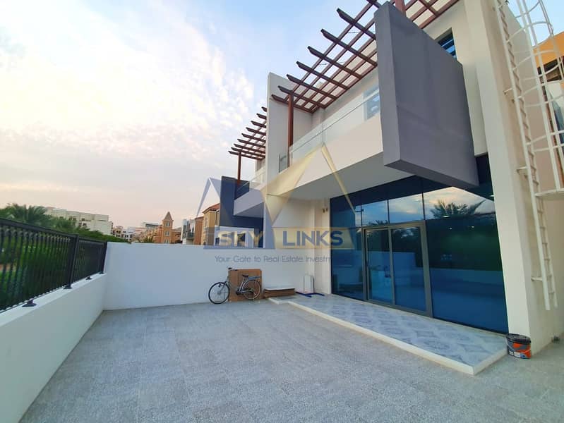 Beautiful 4 Bedroom VILLA FOR RENT Beautiful 4 Bedroom VILLA FOR RENT