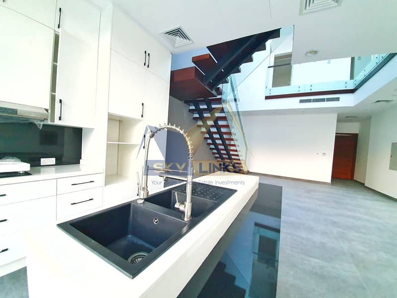 8 Beautiful   4 Bedroom VILLA FOR RENT