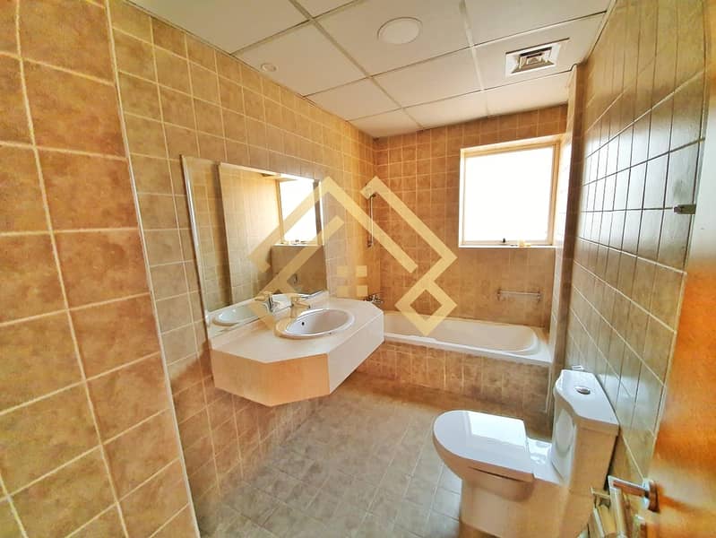 10 Best price - 4BR Maid/Pool Gym. .