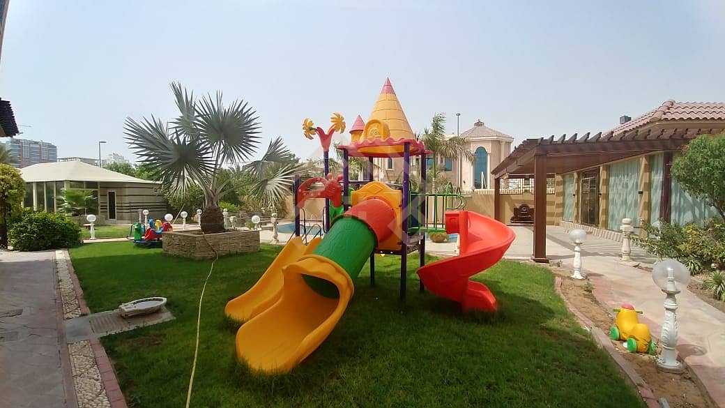 11 | Fully Furnished | 5 BR Villa FOR RENT.