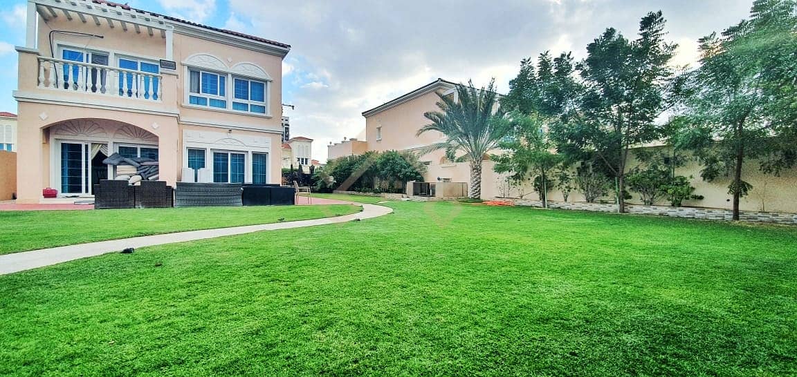 2 Best Finishing 2BR Maid Villa With Big Majlis Big Garden. .
