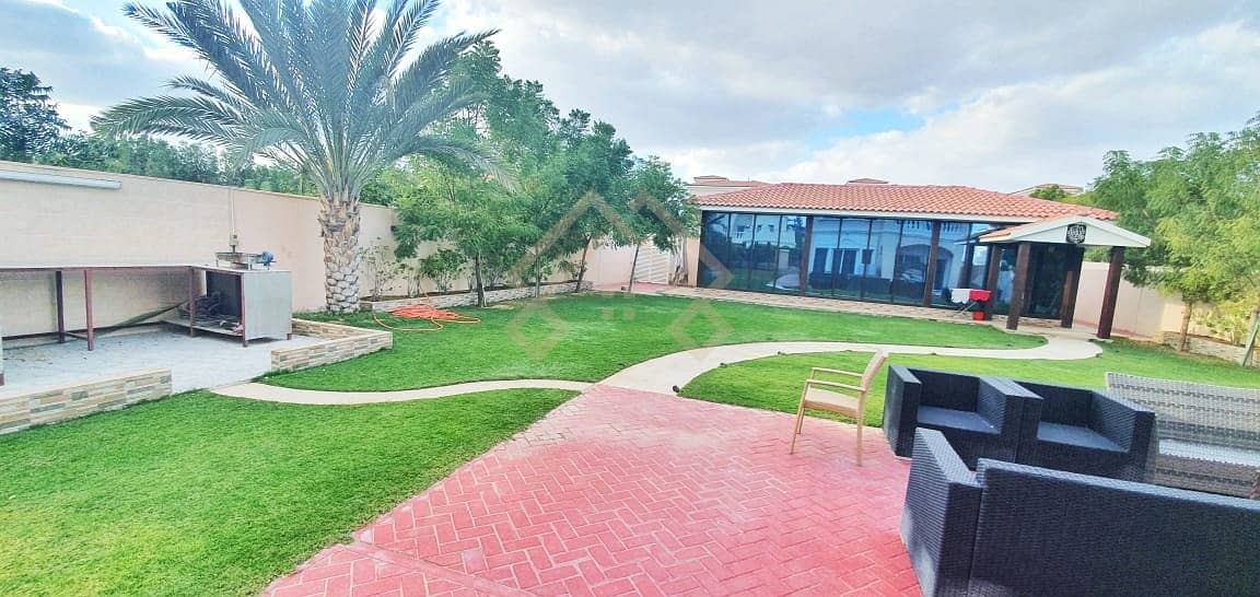 4 Best Finishing 2BR Maid Villa With Big Majlis Big Garden. .