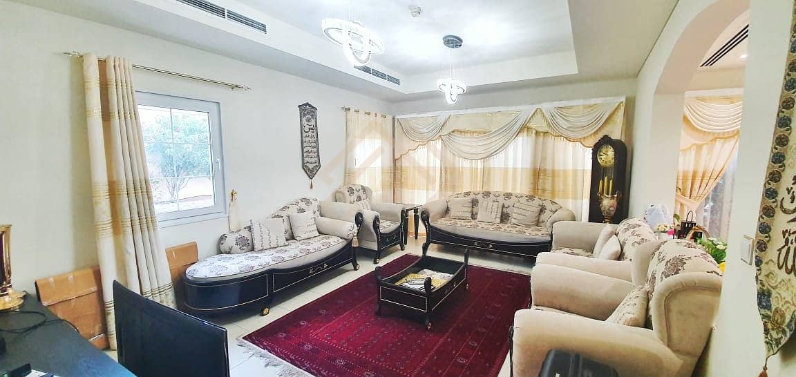 11 Best Finishing 2BR Maid Villa With Big Majlis Big Garden. .