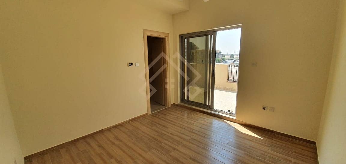 2 Townhouse For Rent.