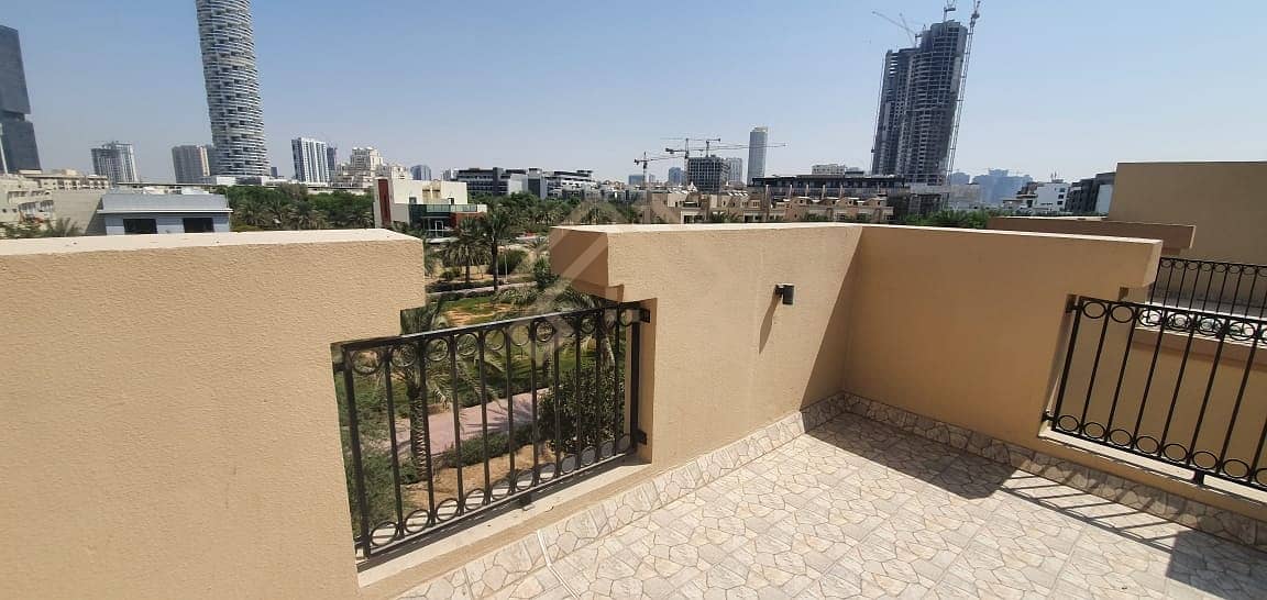 4 Townhouse For Rent.