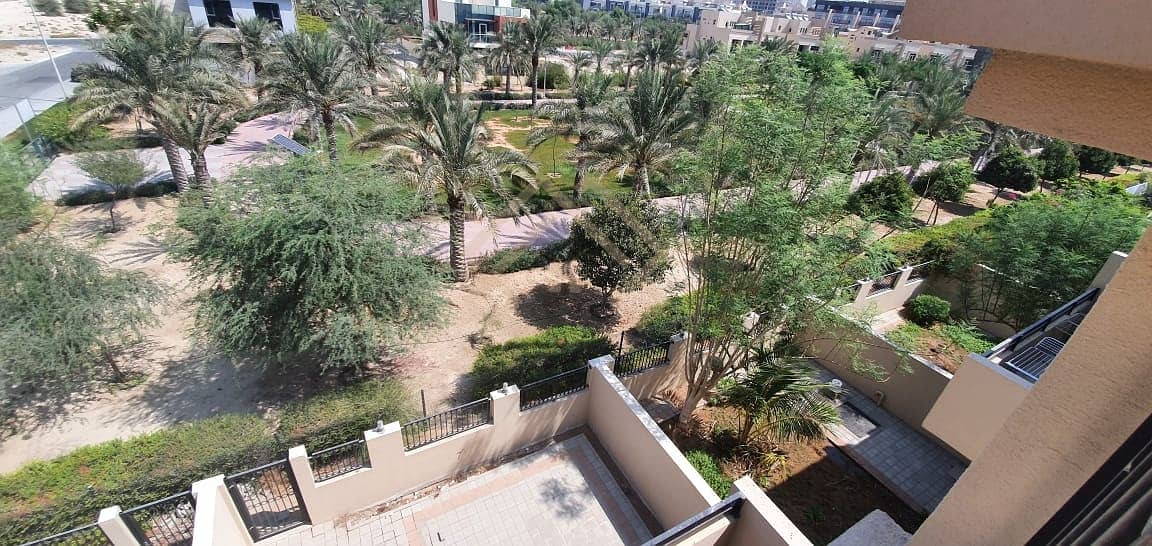 7 Spacious l Bright 4BR+Maid