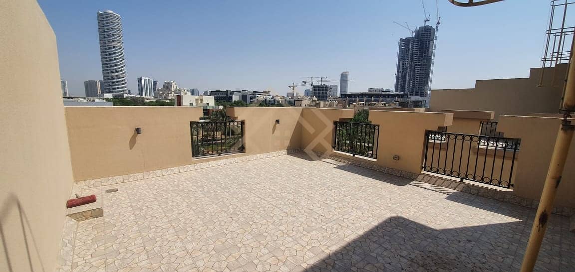 9 Spacious l Bright 4BR+Maid