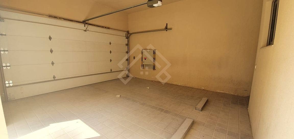 10 Townhouse For Rent.