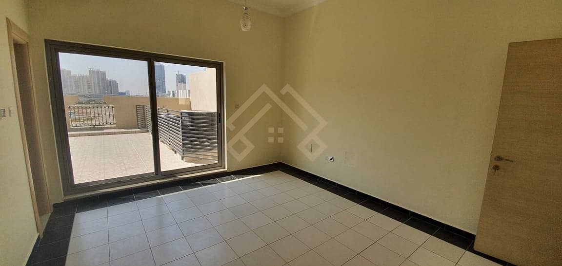 13 Spacious l Bright 4BR+Maid