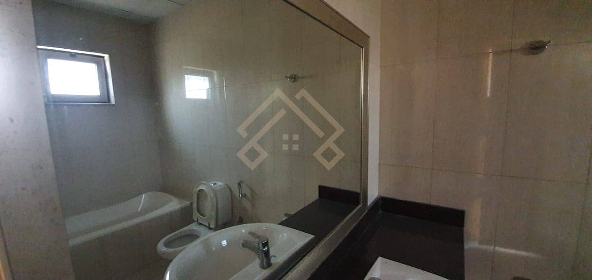 14 Townhouse For Rent.