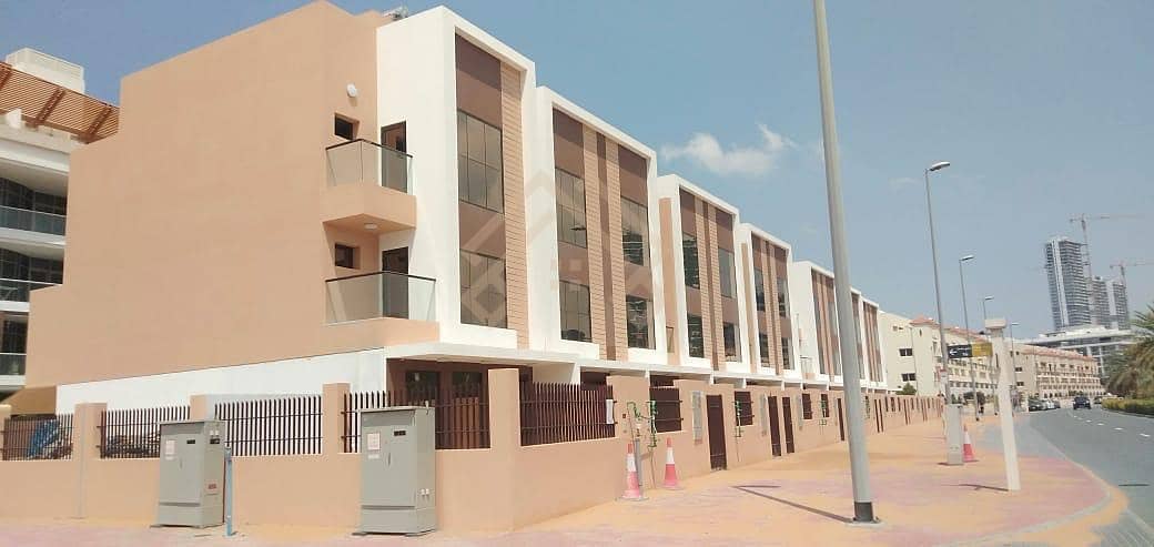 Magnificent High Quality 4 Bedroom Townhouse. .