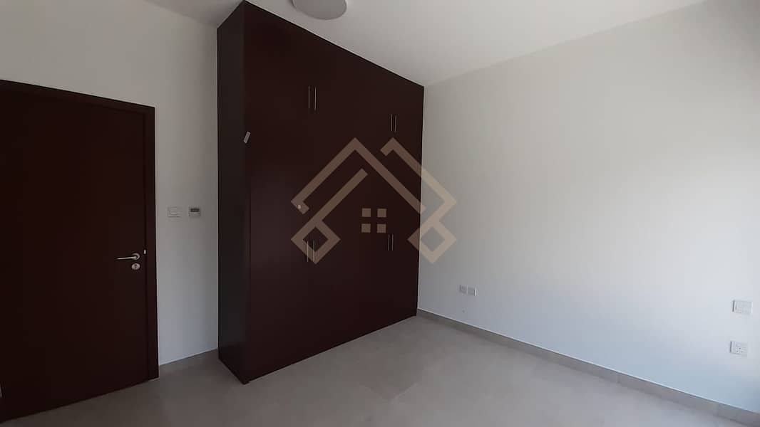 4 Magnificent High Quality 4 Bedroom Townhouse. .