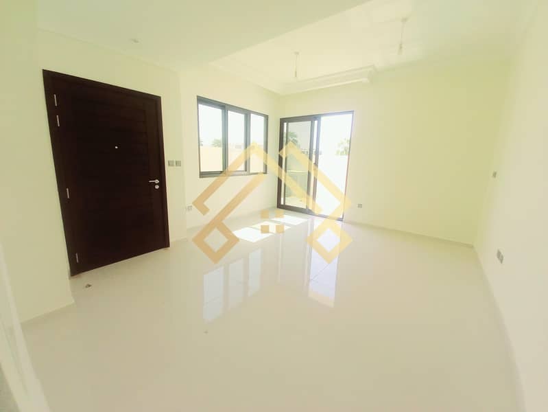 Single row | stunning View |Corner unit |Below market price Single row | stunning View |Corner unit |Below market price